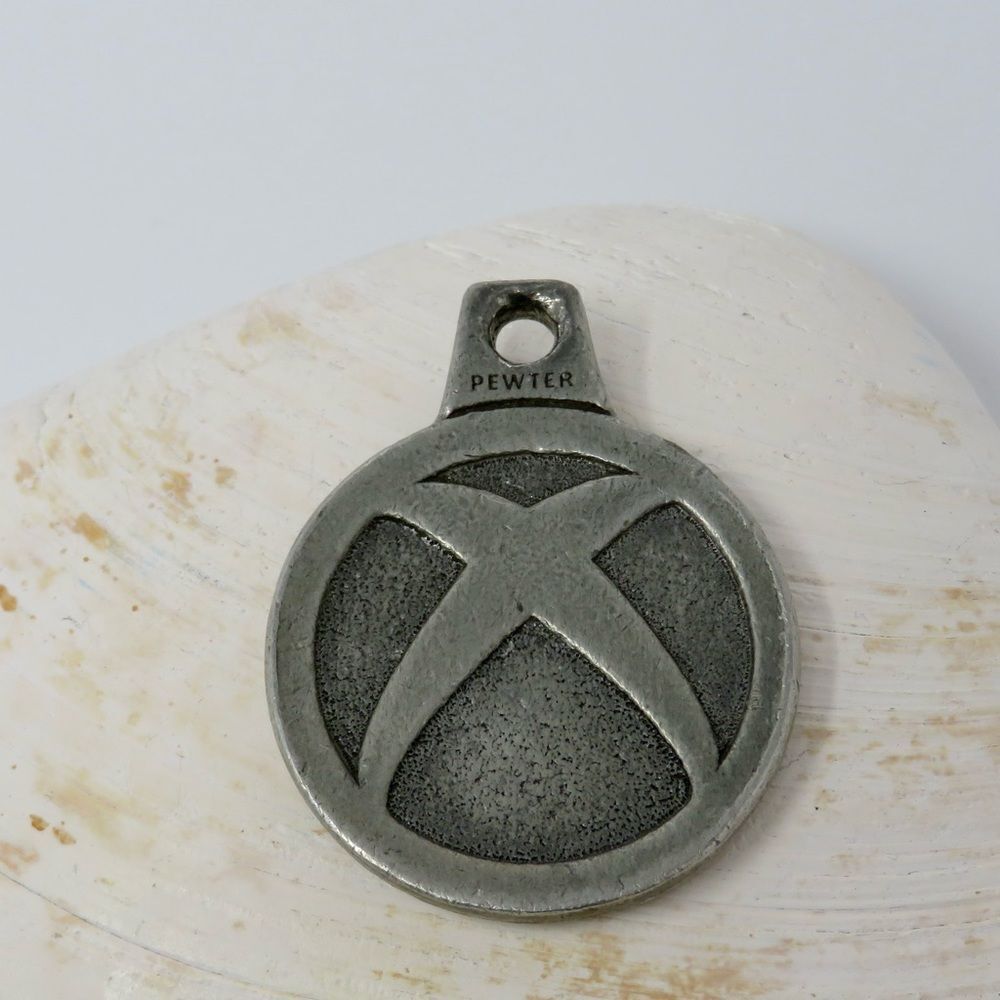 Vintage XBOX pewter key holder